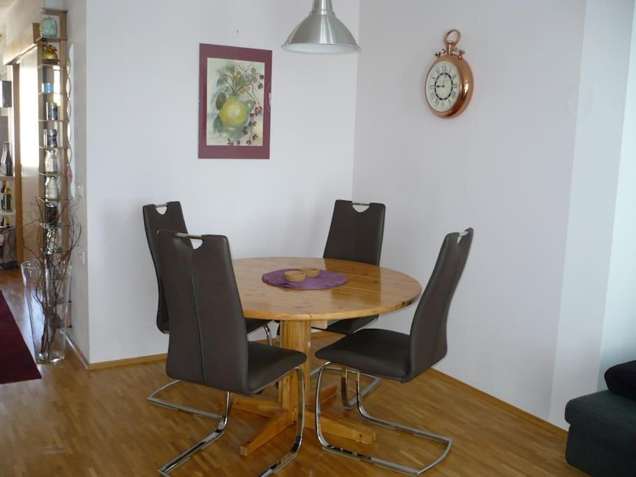 U-Room - Im Herzen Von Graz Luaran gambar